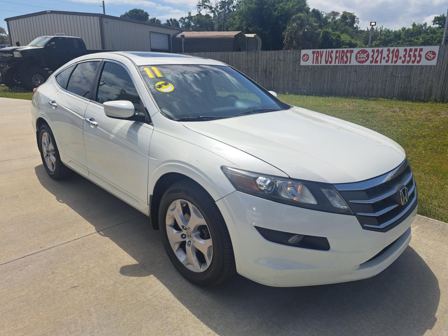 2011 White Honda Accord Crosstour EX-L 2WD 5-Spd AT (5J6TF1H59BL) with an 3.5L V6 SOHC 24V engine, 5-Speed Automatic transmission, located at 1181 Aurora Rd, Melbourne, FL, 32935, (321) 241-1100, 28.132914, -80.639175 - Photo#1